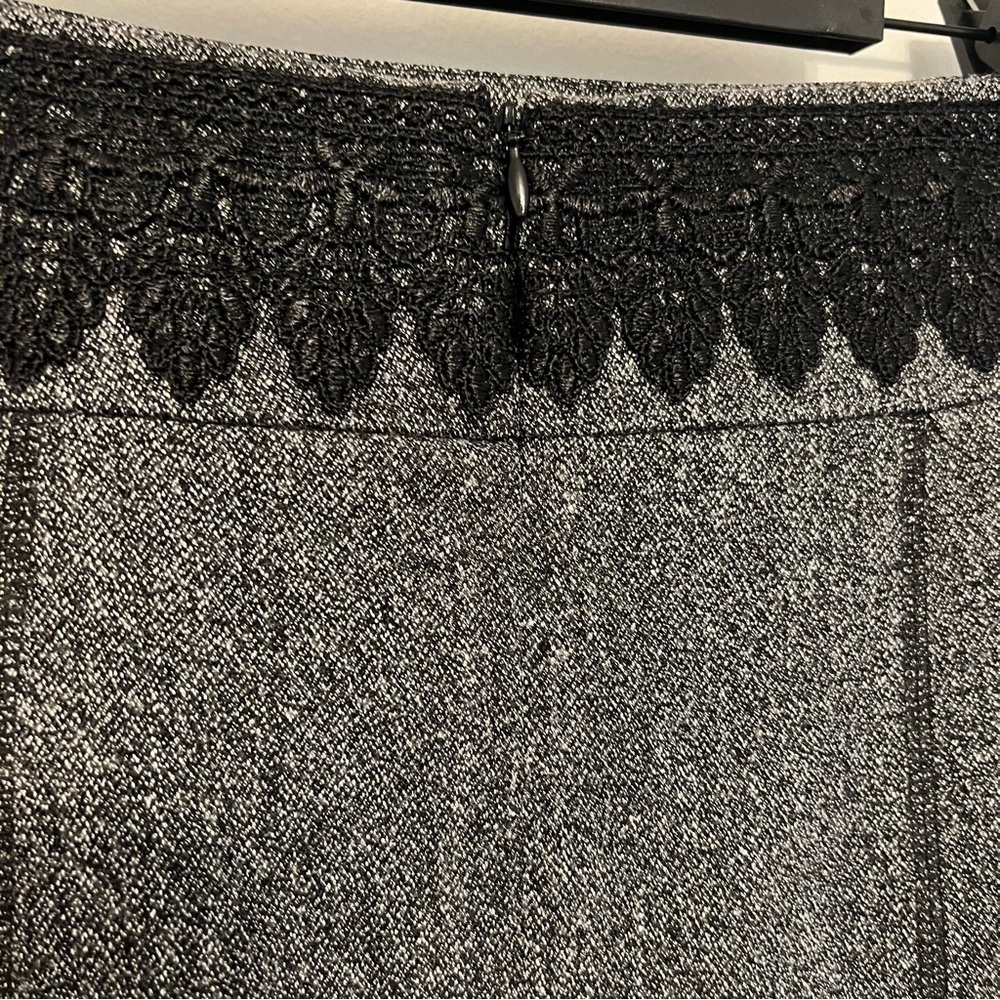 Lana Lee Knee Length Grey Skirt with Black Details | Size 14 | GUC - Picture 5 of 6